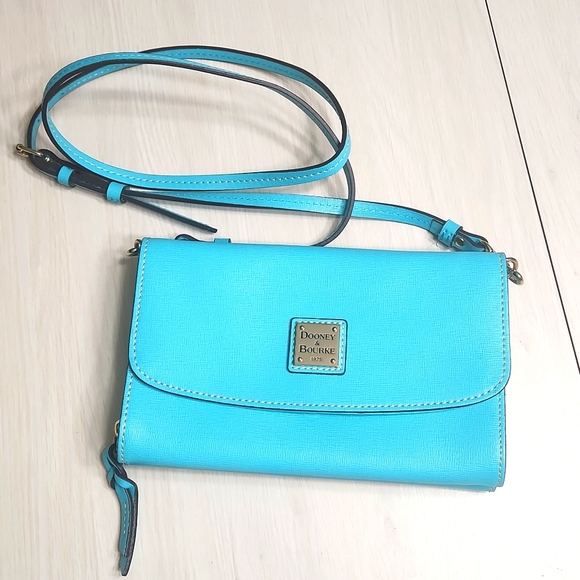 Dooney & Bourke ⭐️ Saffiano slim cross body Teal 🩵 Robbins Egg Blue - Picture 1 of 8